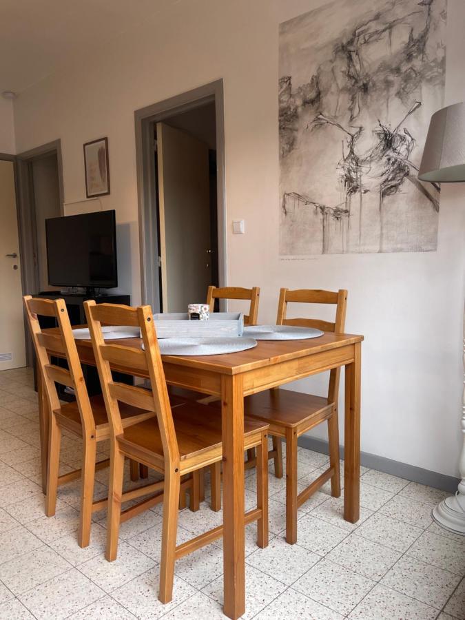 Au Bout Du Monde Villa Hastiere-par-dela Bagian luar foto