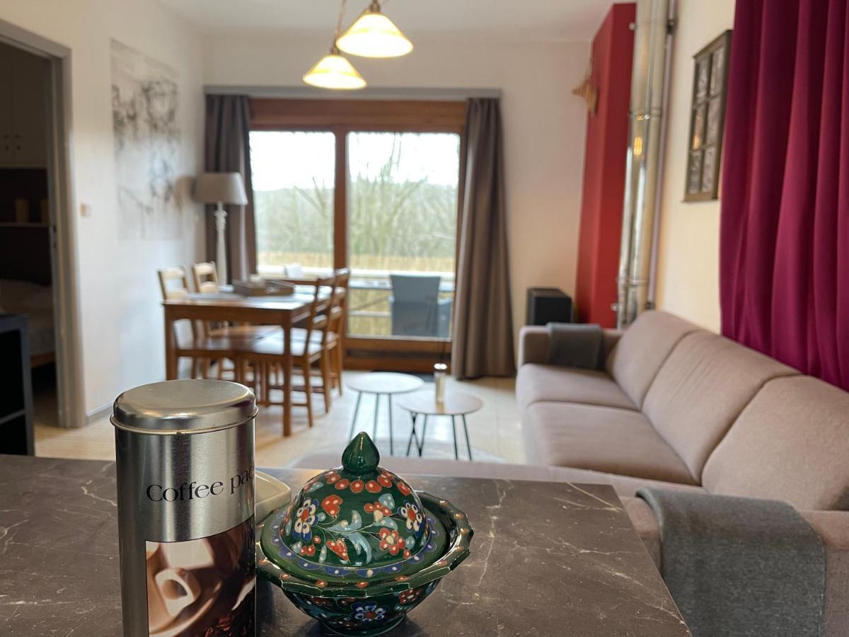 Au Bout Du Monde Villa Hastiere-par-dela Bagian luar foto